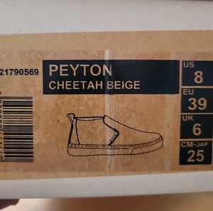 Hey Dude- Peyton (Cheetah) Size 8 Women's Shoes